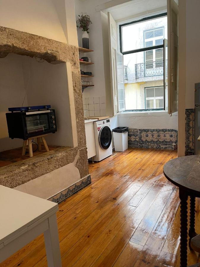 Acomodação com café da manhã  Azulejos Cais Sodre Lisboa